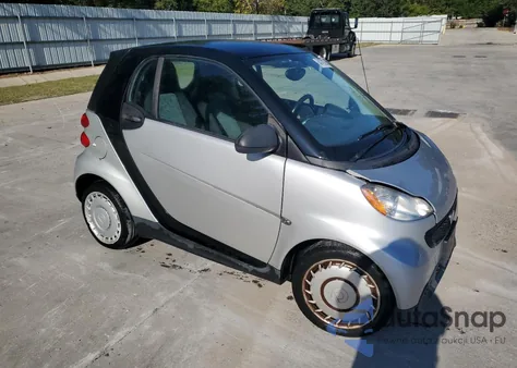 2015 Smart Fortwo Pure z USA, uszkodzony, nr VIN WMEEJ3BA3FK801370